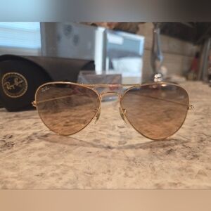 RayBan Gold Brown Aviator Sunglasses Included Original Case And Microfiber Towel